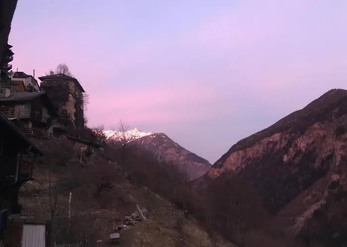 La De L'homme Tranquille 木屋