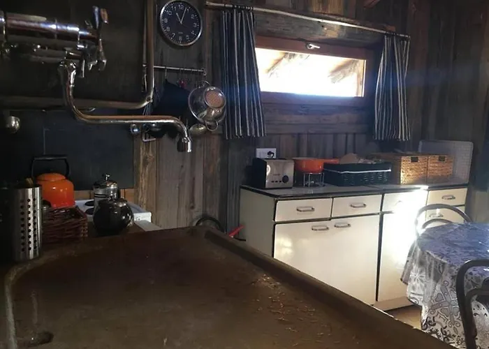 La De L'homme Tranquille 木屋