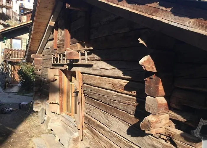 La De L'homme Tranquille 木屋