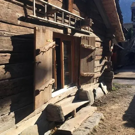 La De L'homme Tranquille Alpesi faház
