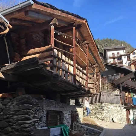 La De L'homme Tranquille Alpesi faház